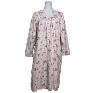 Celestial Dreams Pink Floral Long Sleeve Robe